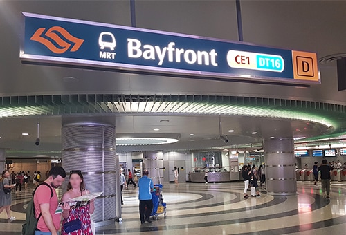 싱가포르 지하철역 베이프런트